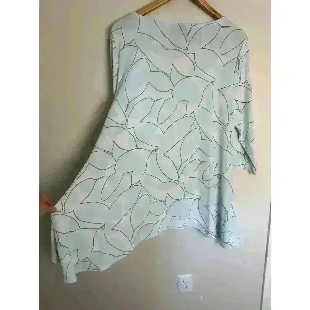 EUC Alfani BLUE BOLD LEAF Women's Printed Swing Top, US XL 3/4 Flared Sleeves - Picture 7 of 11